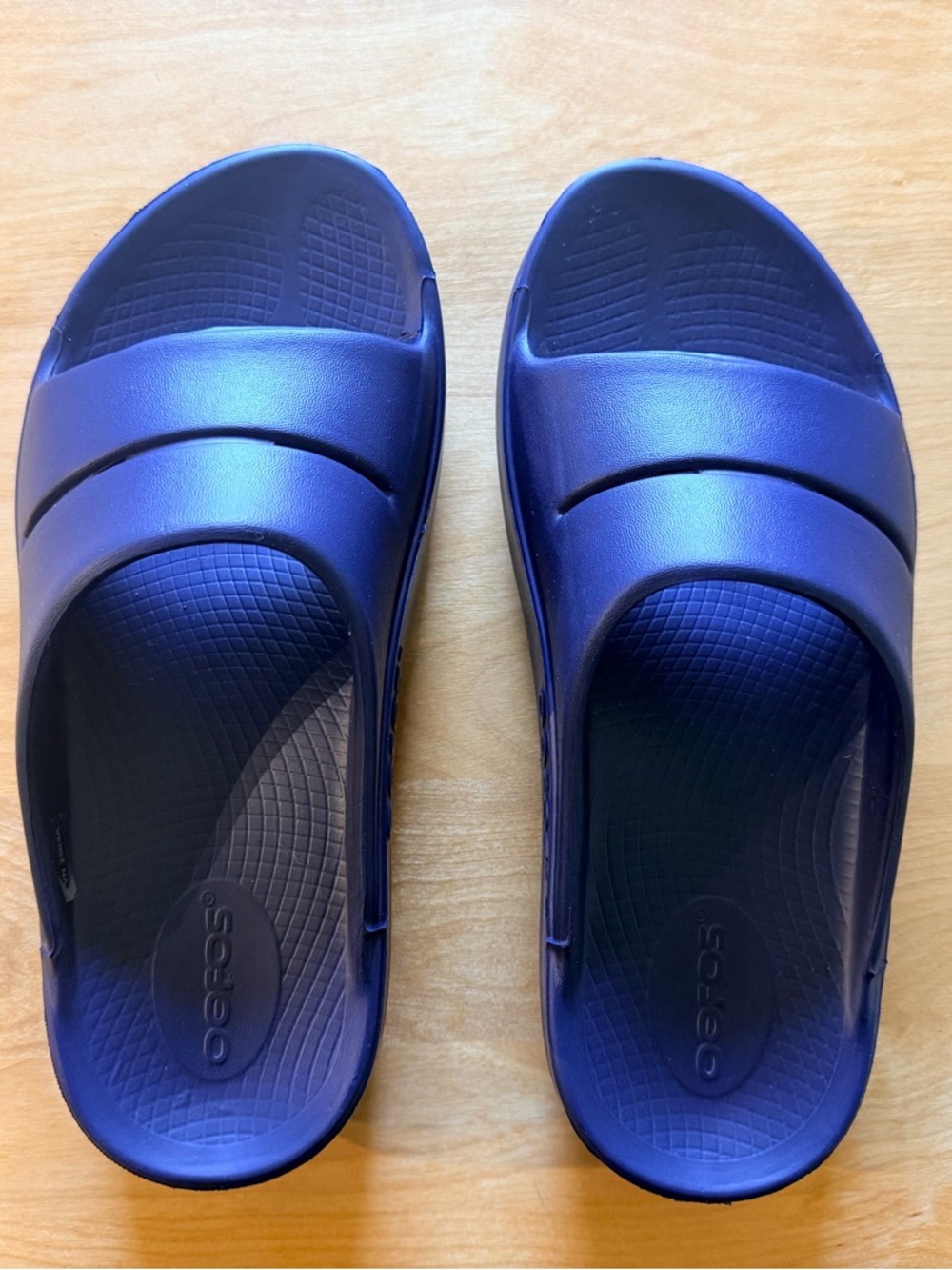 OOFOS OOah Slide Sandals in Blue